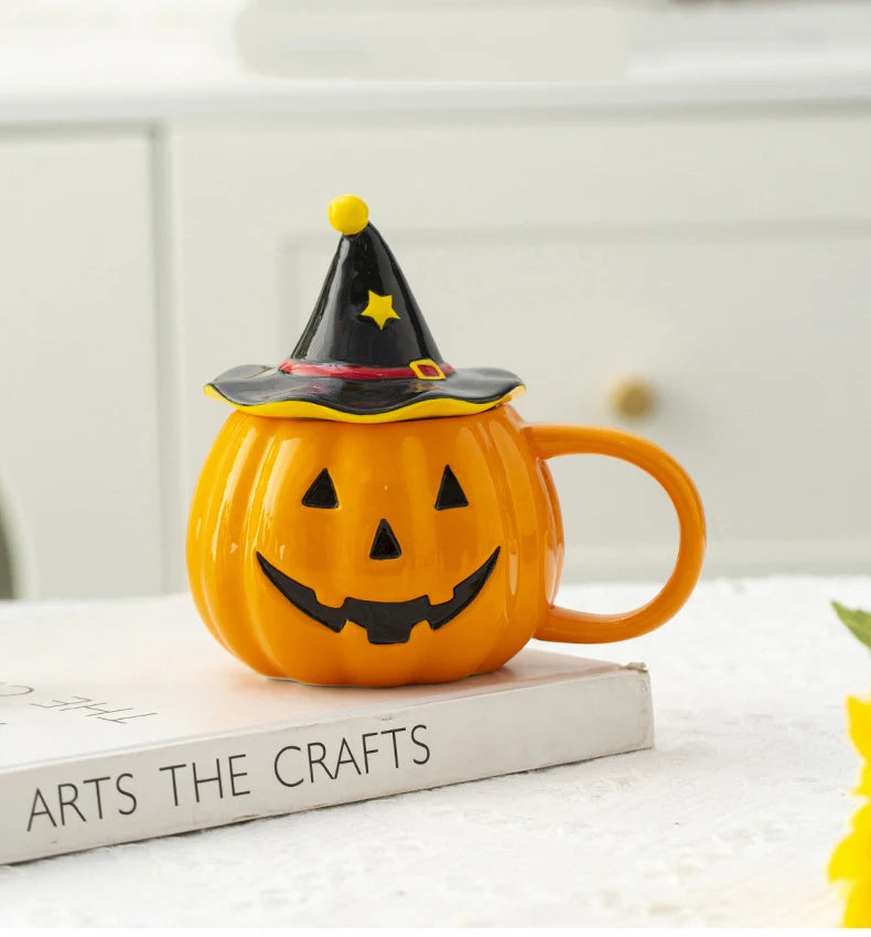 🎃 Scary pumpkin mug