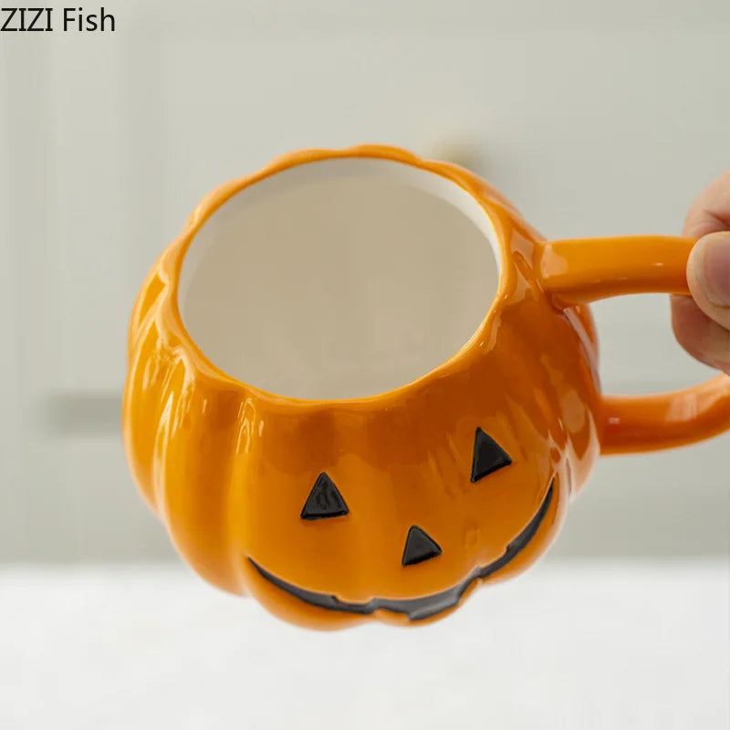 🎃 Scary pumpkin mug