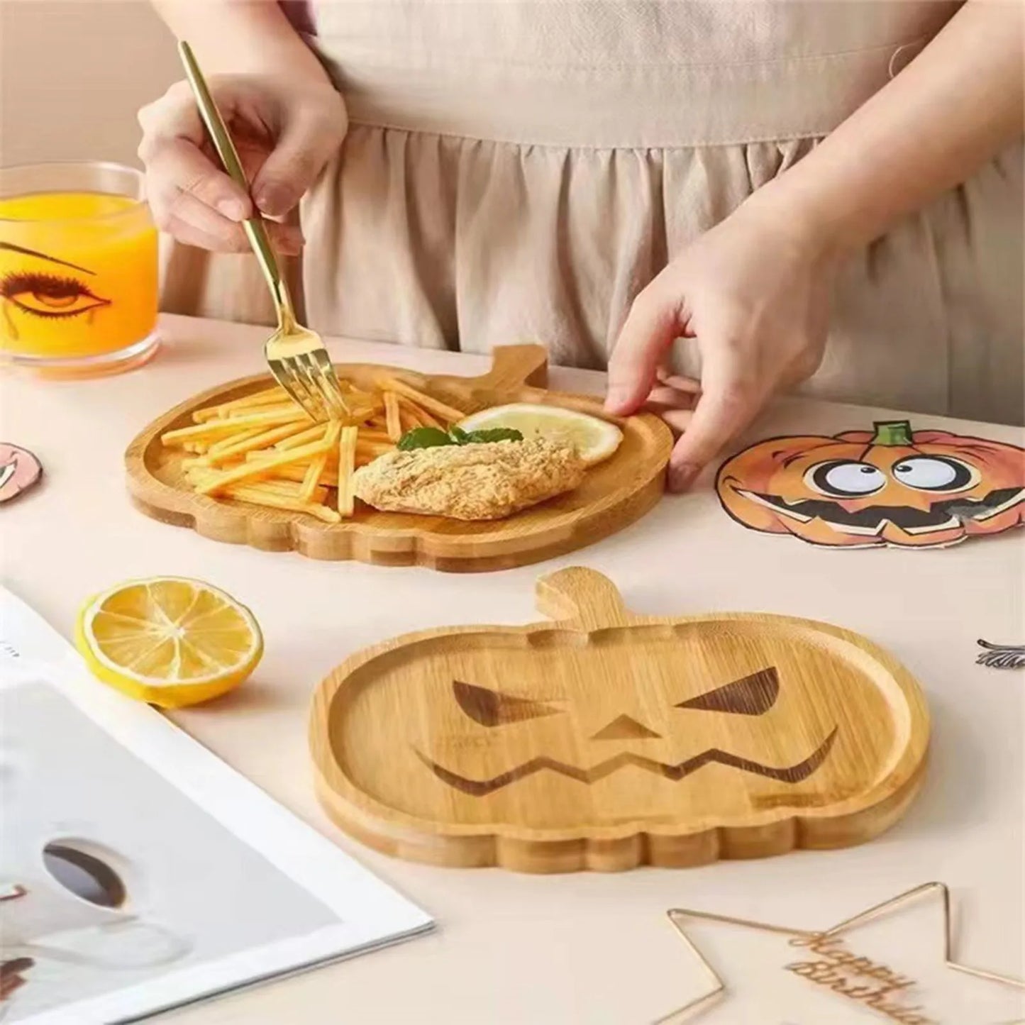 🎃 Hauntingly Cute Bamboo Serving Tray